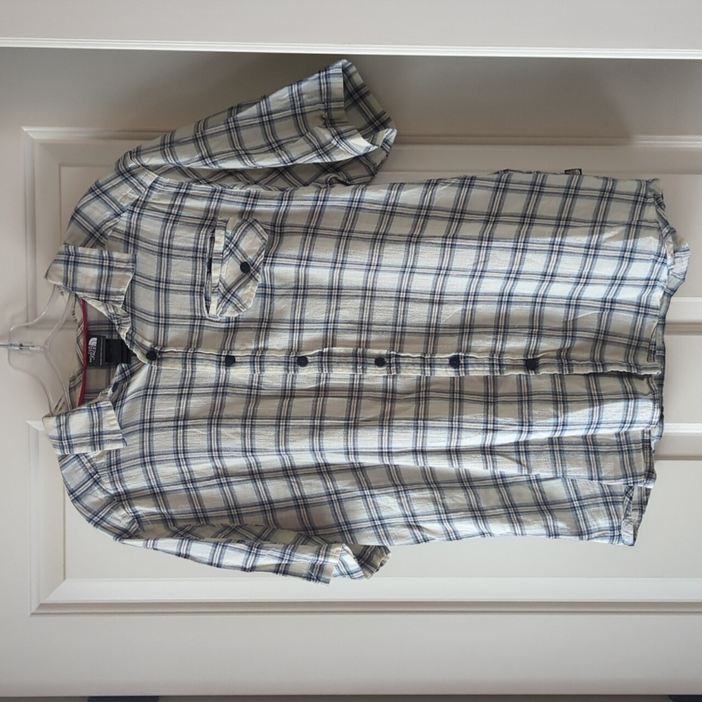North Face Short Sleeve Button Up